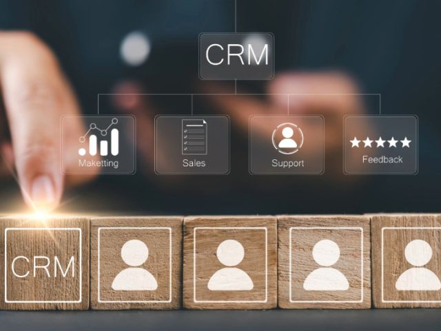 Tailored CRM: Boost Customer Loyalty in Lugano with Personalized Solutions